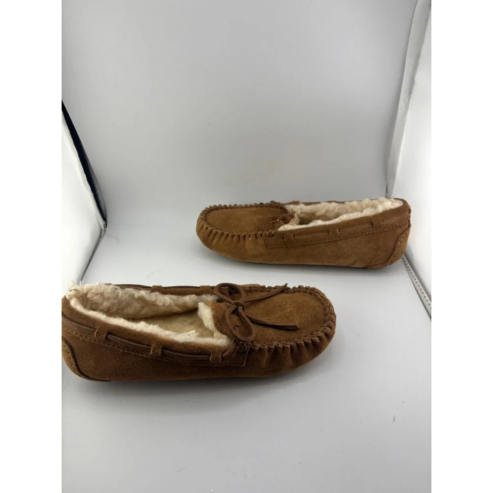 UGG Kids Dakota Moccasin Slippers Chestnut Suede 5296 Size 3 Kids